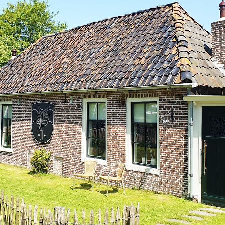 Fakansjehus Sfeervol Met Fijne Tuin Jirnsum Bagian luar foto
