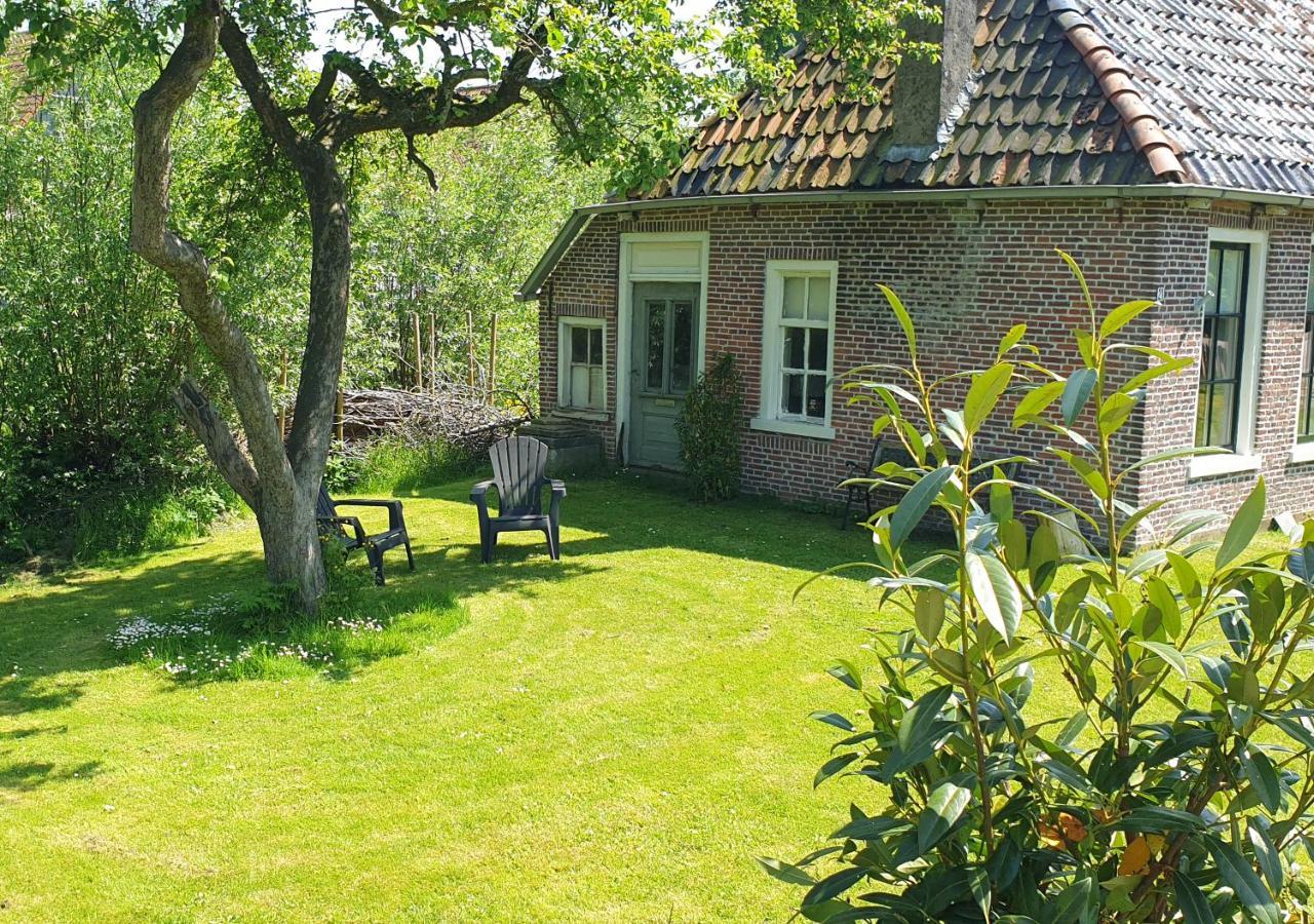 Fakansjehus Sfeervol Met Fijne Tuin Jirnsum Bagian luar foto